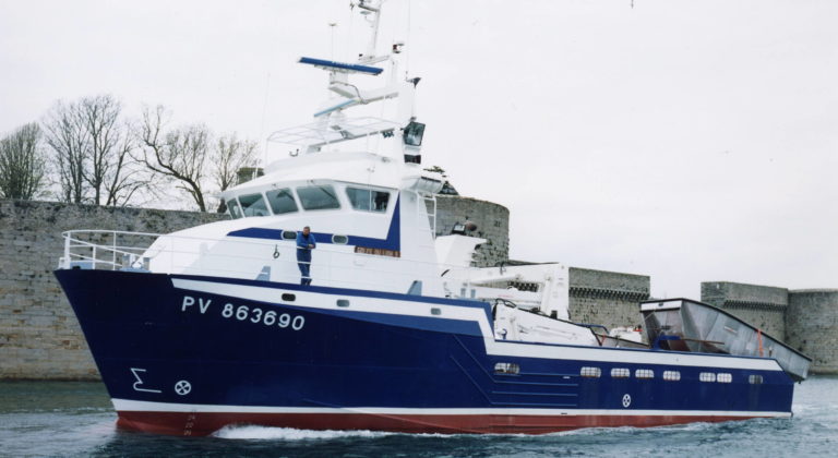 tuna purse seiner 135m³