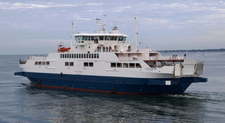 Double-ended Ferry -  600 passengers