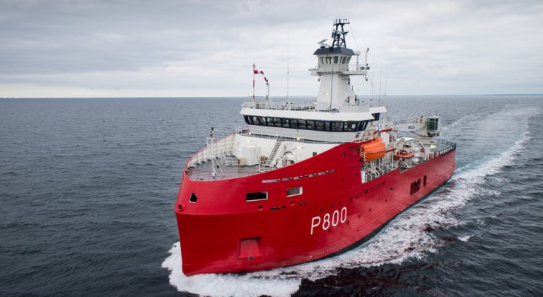 Navire logistique polaire - 72 m 