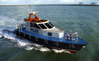 Pilot boat for assistance 